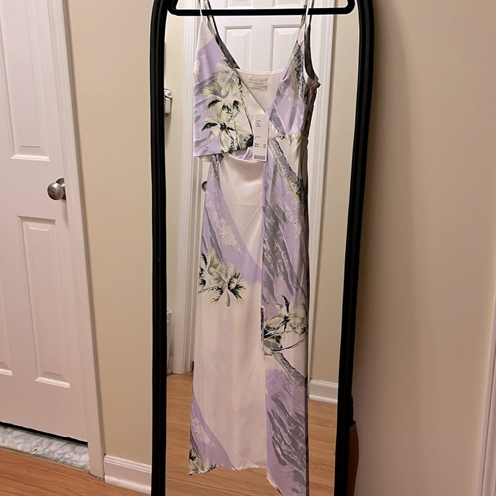 {{uo}} Palm Print Satin Dress
